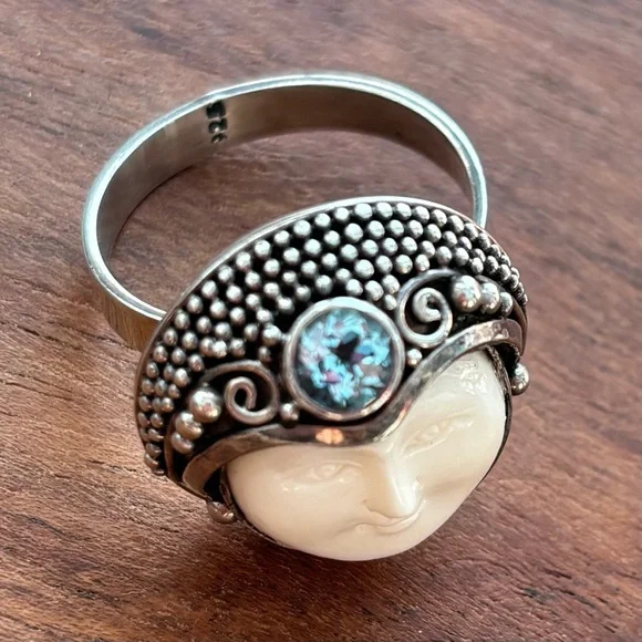 Sterling Silver and Carved White Bone Moon Face Ring Adjustable - Picture 5 of 8